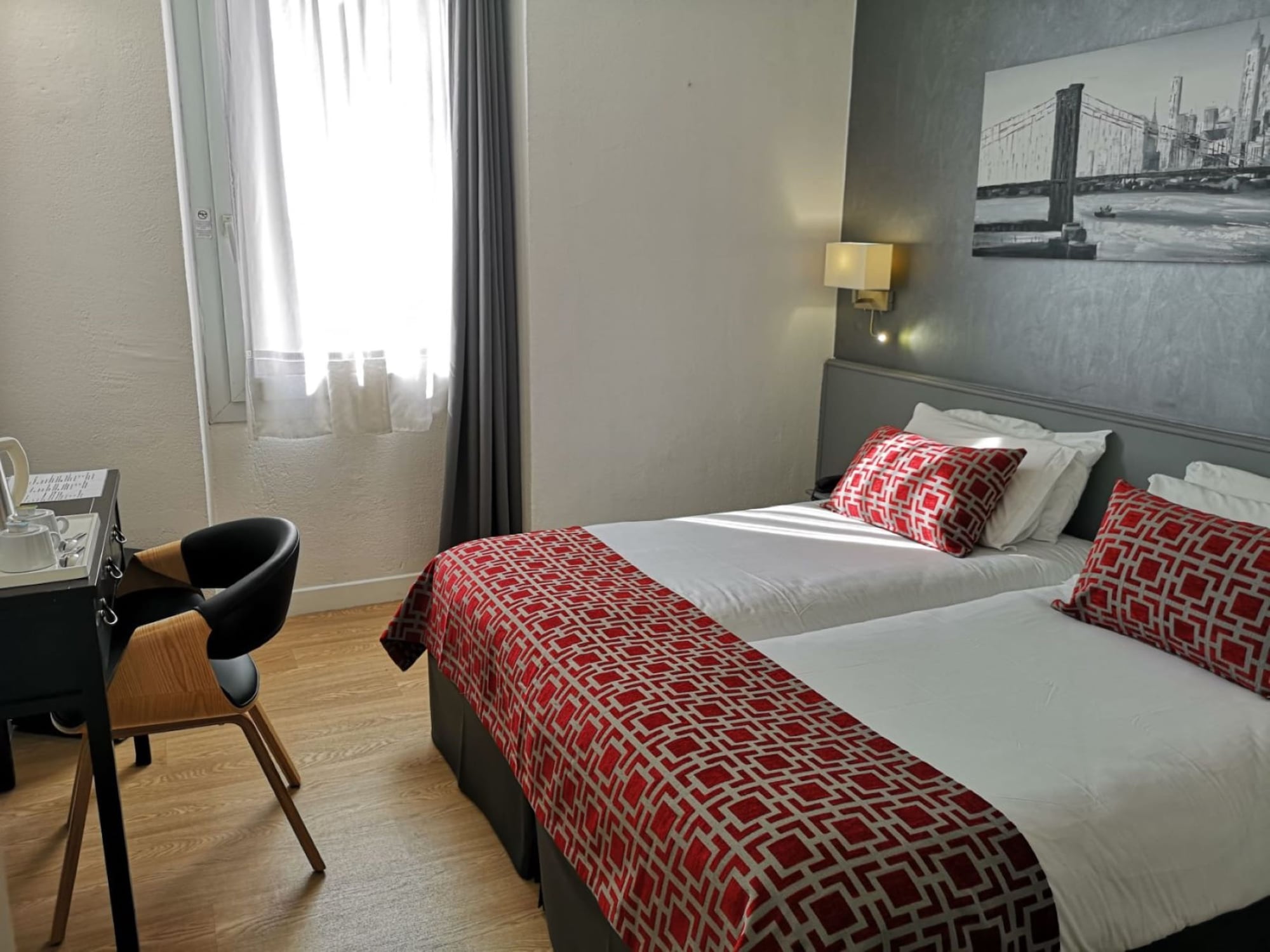 STANDARD, DOUBLE OR TWIN BED