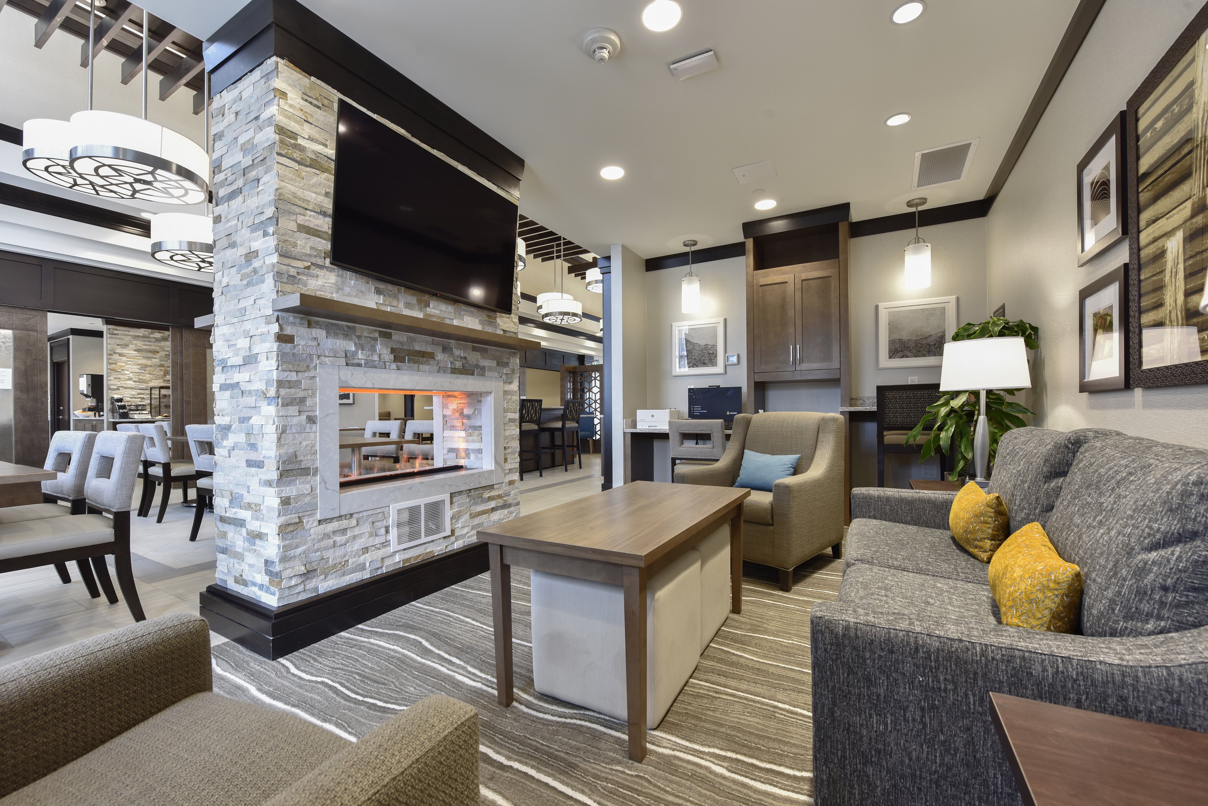 Staybridge Suites Waterloo - St. Jacobs Area 52/78