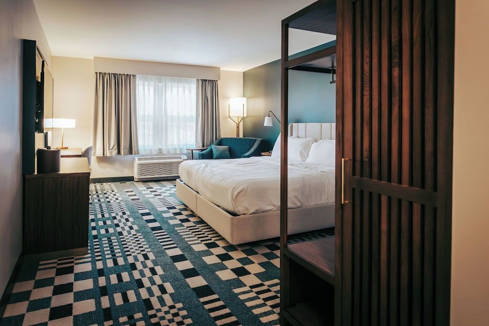 غرفة بسرير كوين، Wylie Inn And Conference Center At Endicott College 5/8