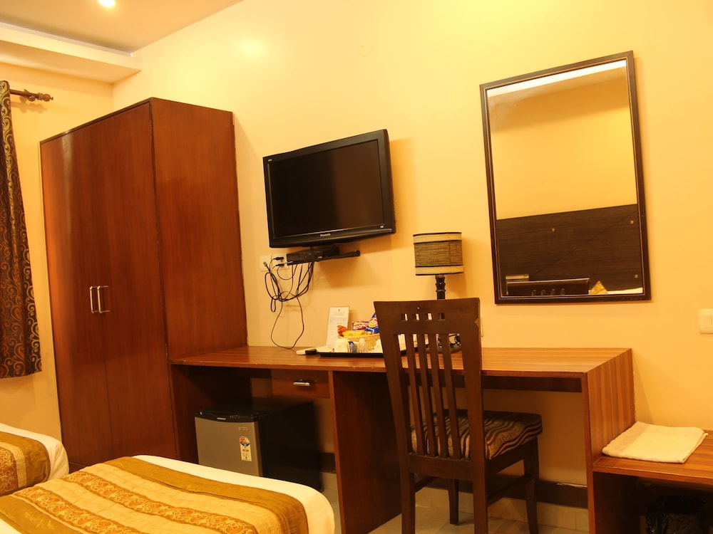 Hotel Kyron 30/37