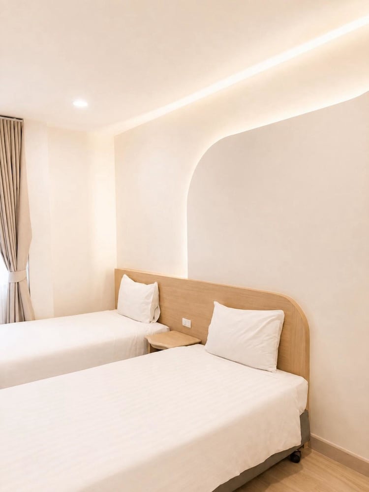 Eurana Boutique Hotel 18/87