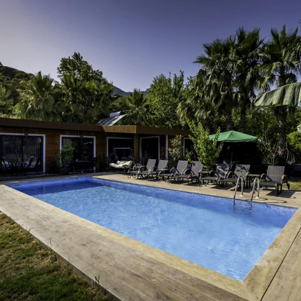 Terra Garden Hotel 15/17