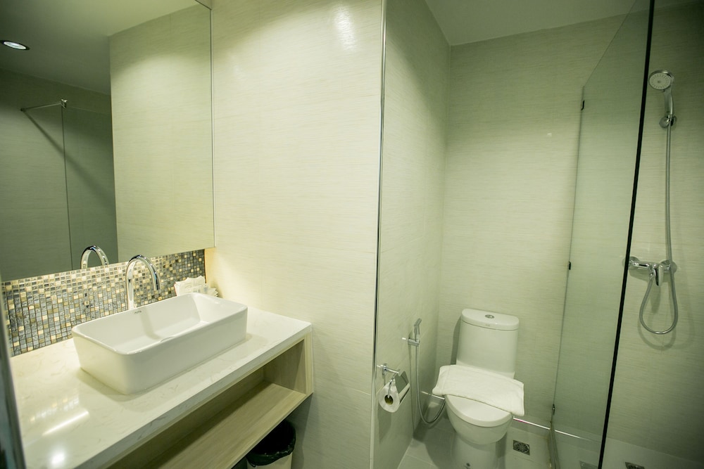 Phrae Nakara Hotel 35/36