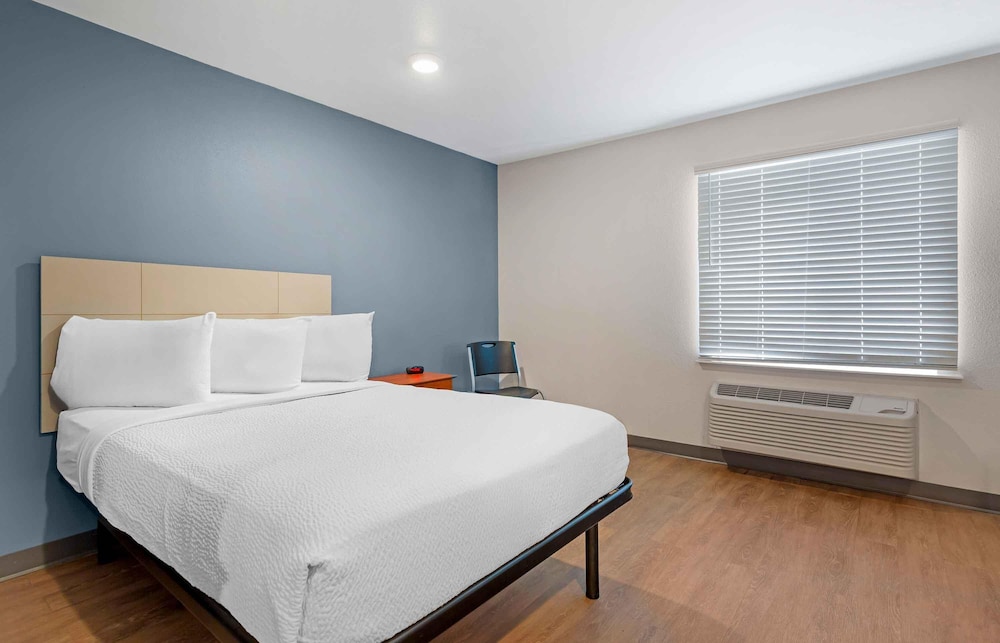 Extended Stay America - Select Suites Fort Myers - Northeast 12/39