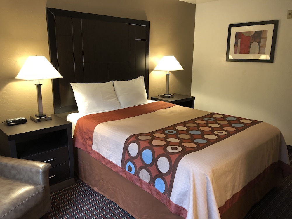Super 8 By Wyndham Lacey Olympia Area 13/52