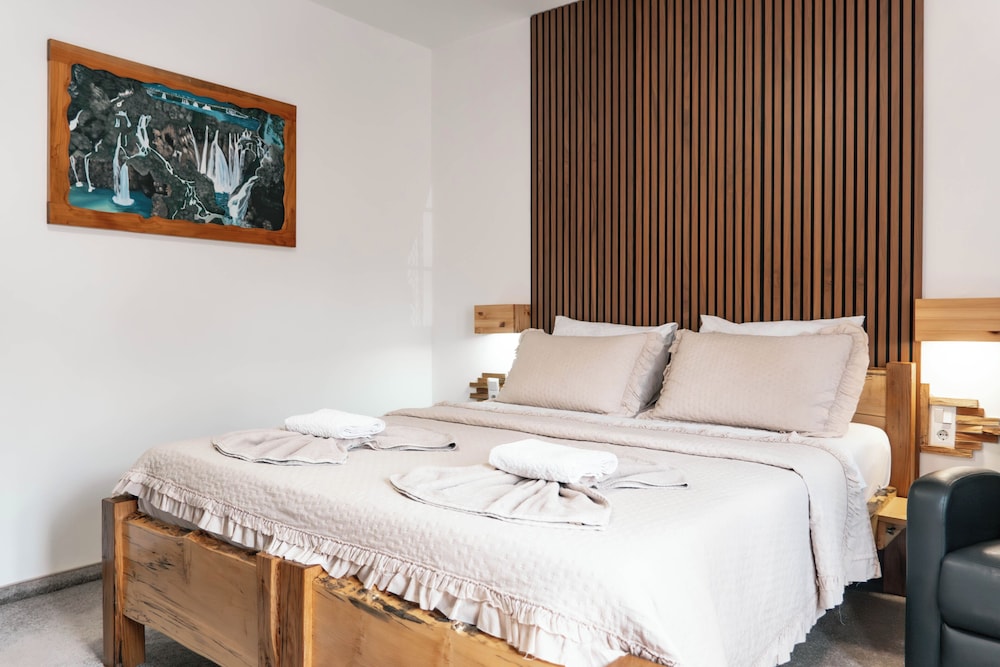 Rustic Lodge Plitvice 13/47