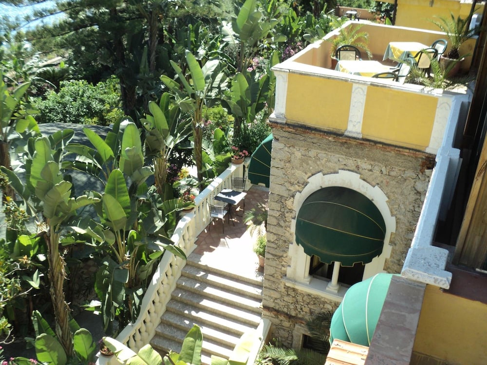 Hotel Baia Delle Sirene 10/80