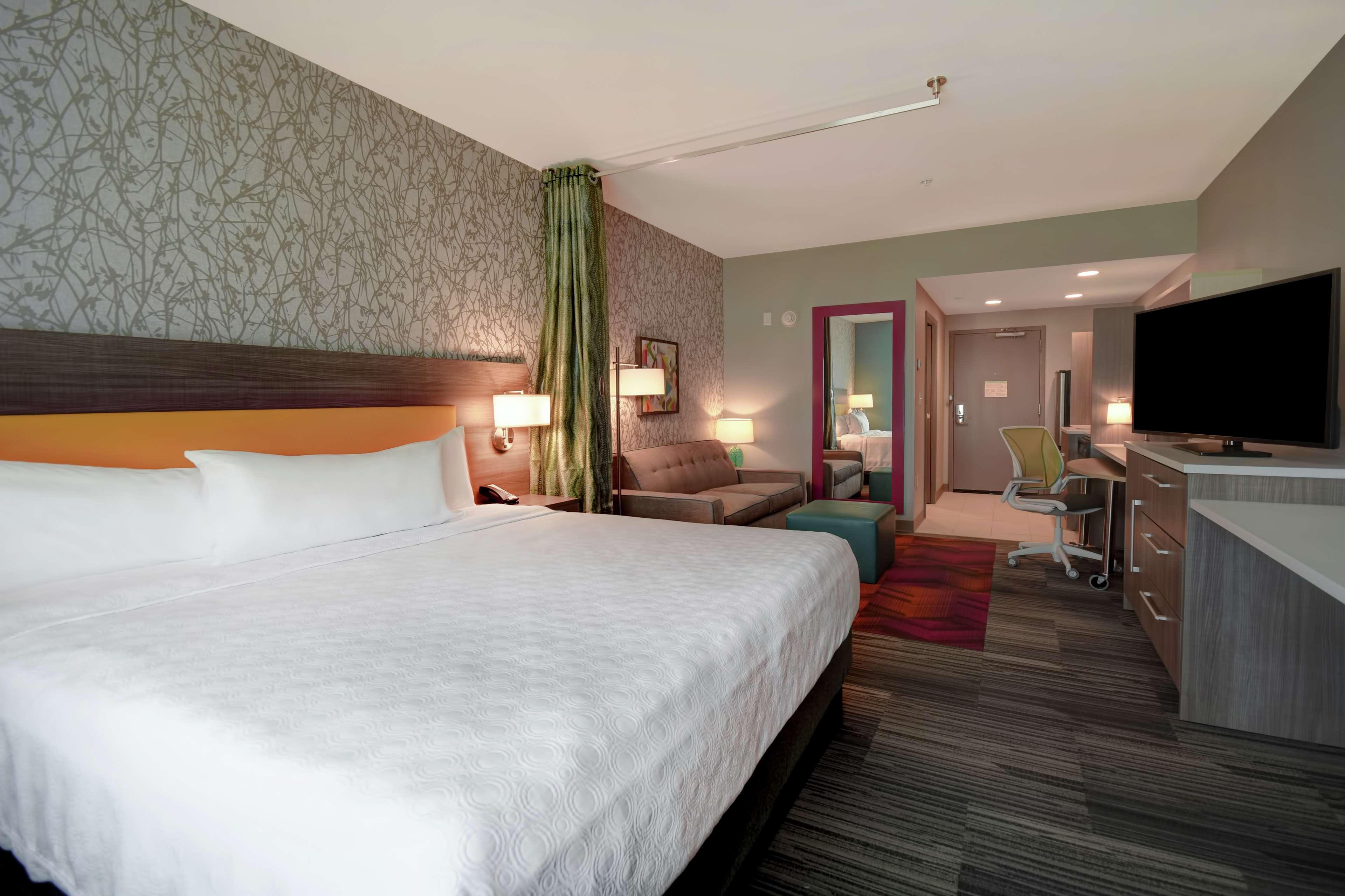 STUDIO, SUITE, KING BED, ACCESSIBLE