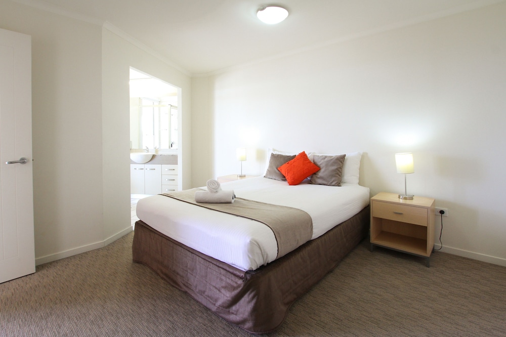 CALOUNDRA CENTRAL APARTMENT HOTEL 31/68