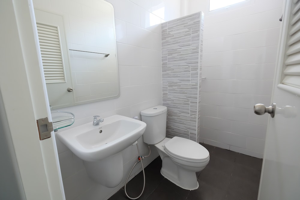 Baan Pastel Boutique Hotel Hostel 66/70