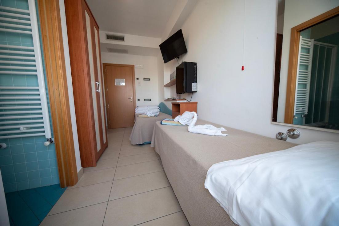 HOTEL ABC 13/55