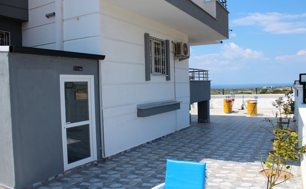 Mavi Restaurant & Apartments 3 41/50