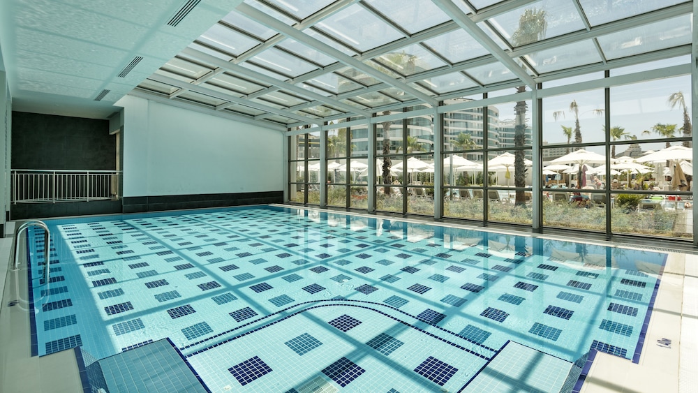 Wind of Lara Hotel and SPA 66/70