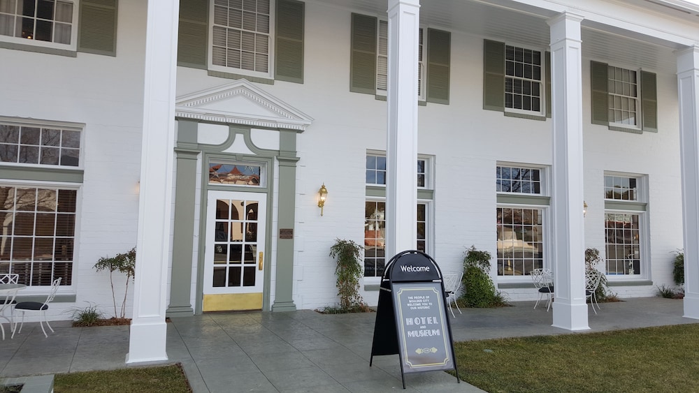 Boulder Dam Hotel 42/60