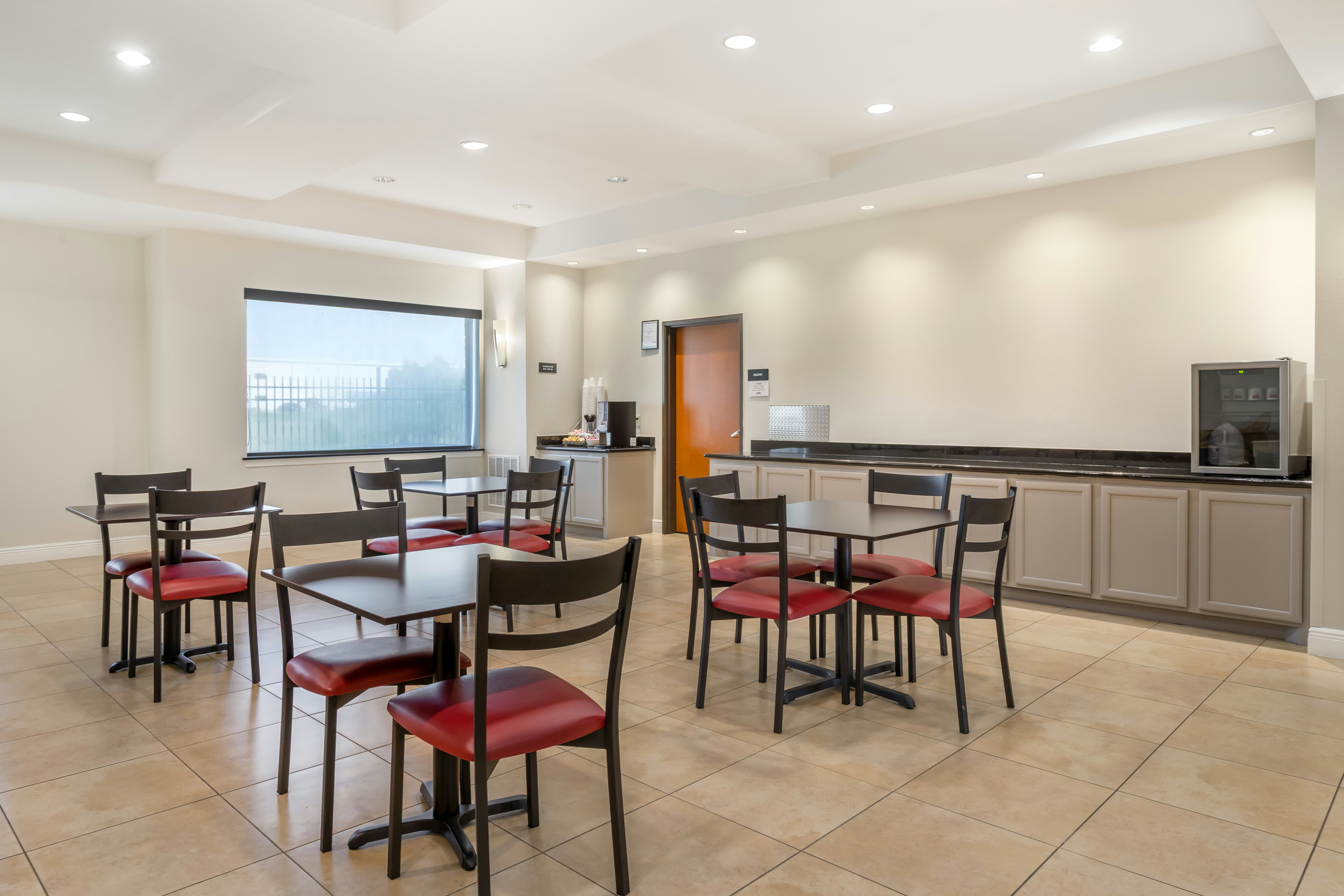 Red Roof Inn La Porte 23/28