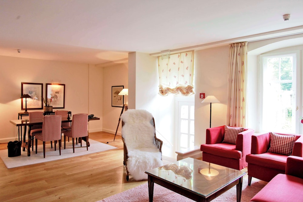 Schlosshotel Munchhausen 23/50