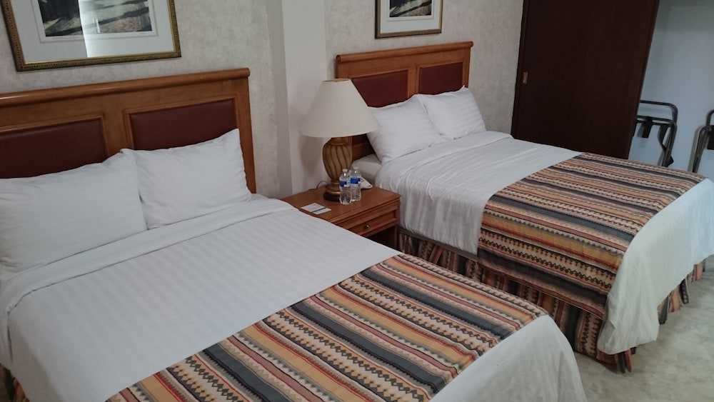 Hotel Savoy Express 11/47