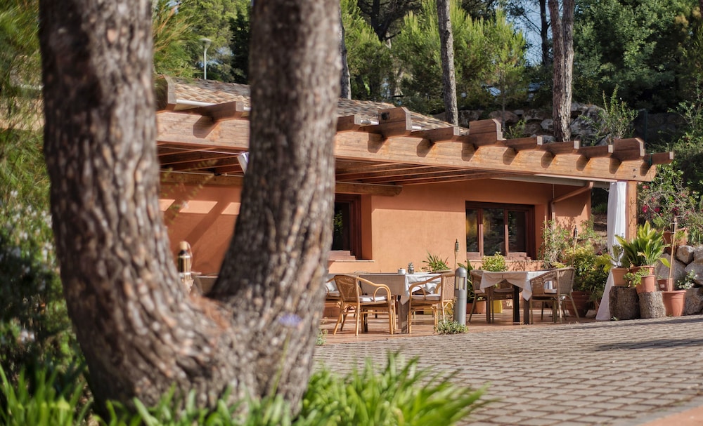 Hotel Restaurant Spa Mas Ses Vinyes 1/50
