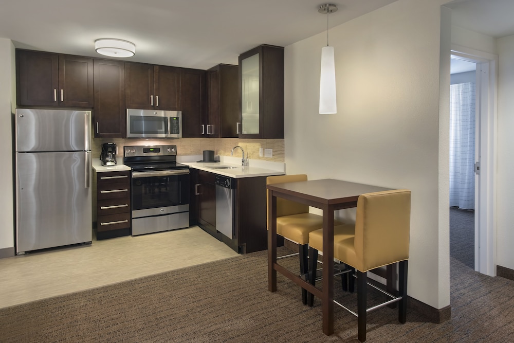 Residence Inn By Marriott Boston Bridgewater 36/42