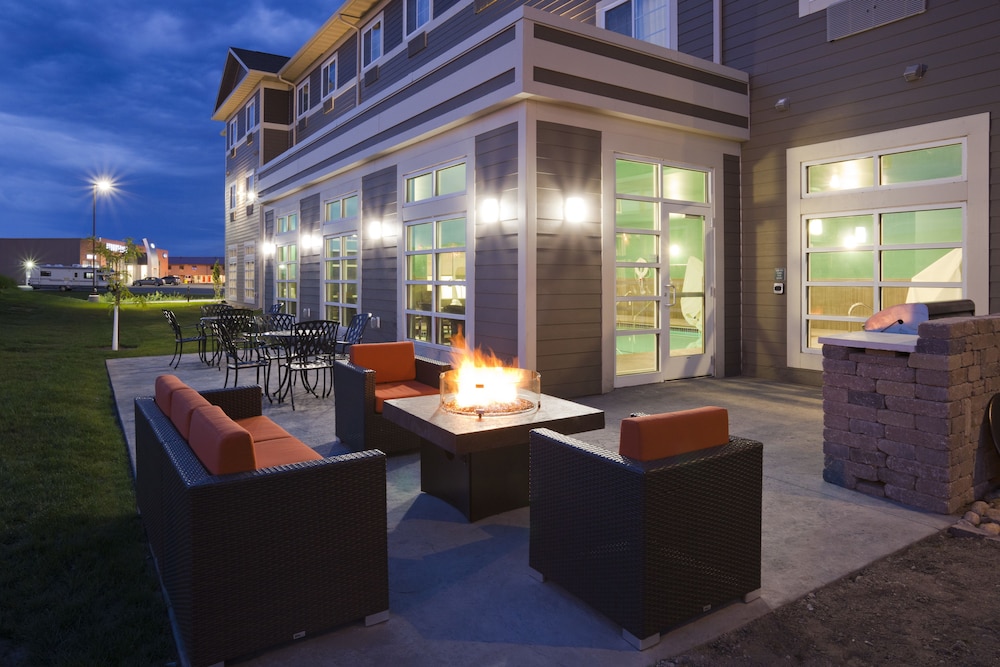 GrandStay Hotel and Suites 46/63