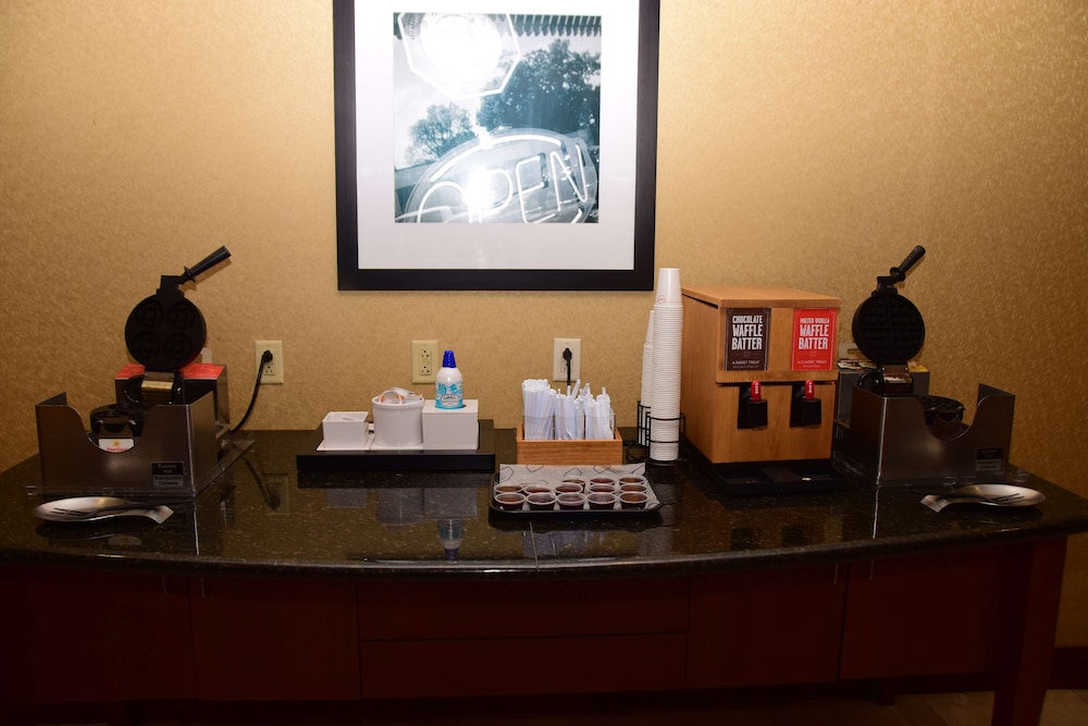 Hampton Inn Indiana 47/50