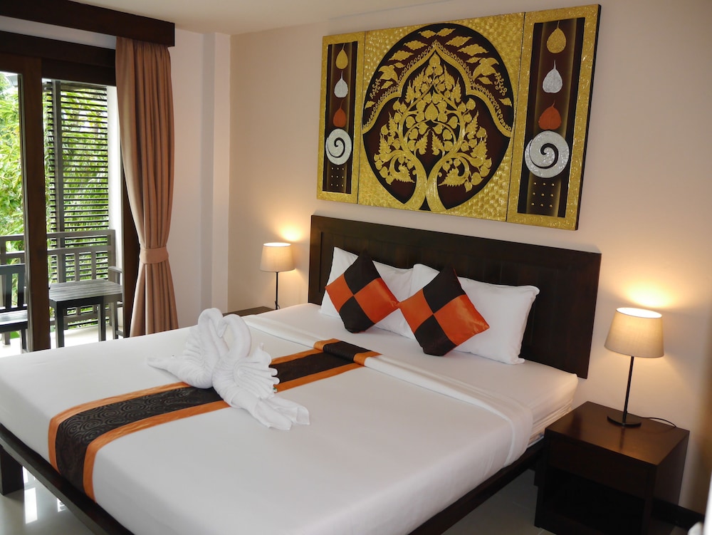 Ampha Place Hotel 24/53