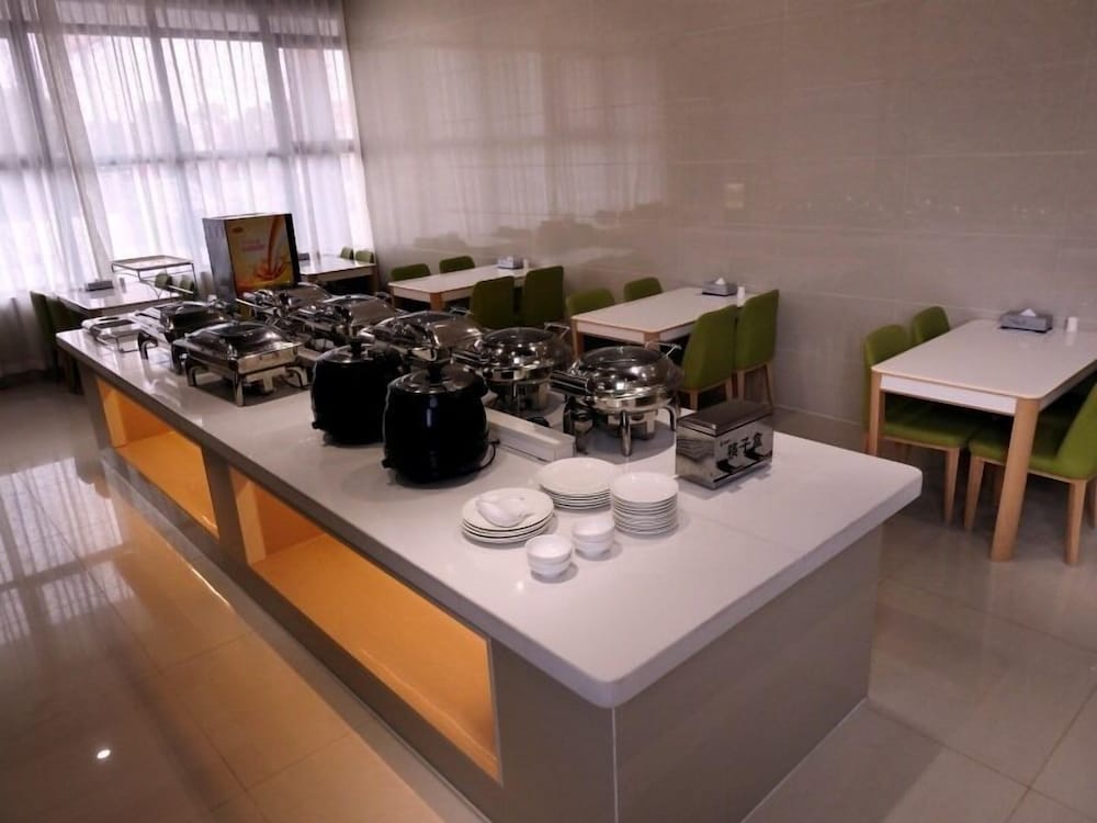 GREENTREE INN HEFEI FEIDONG NEW DISTRICT HUISHANG CITY EXPRESS HOTEL 20/22