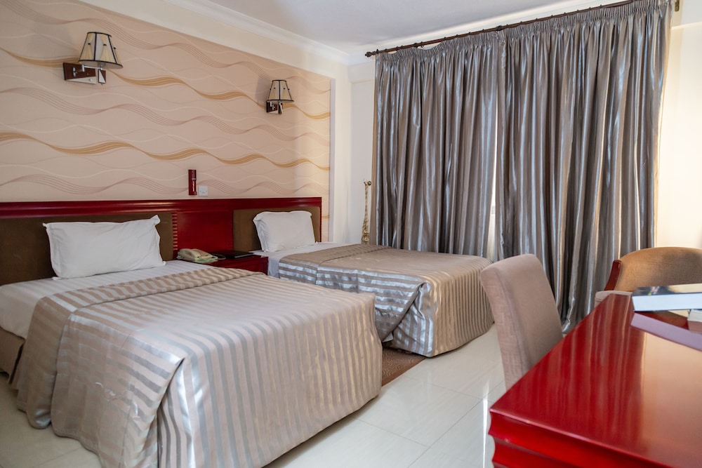 Sunlodge Hotel 14/51