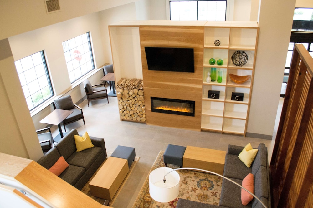 Country Inn & Suites by Radisson, Erie, PA 32/42