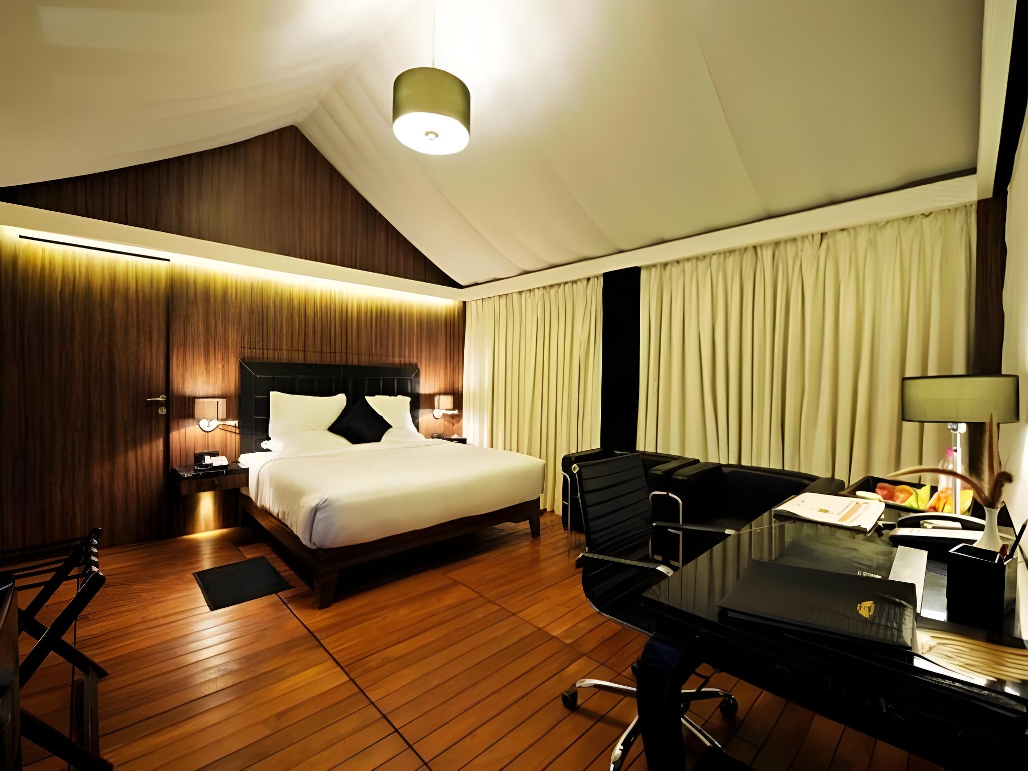 Resort, King Bed