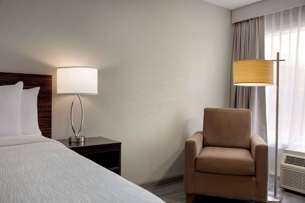 Baymont by Wyndham Emporia VA 24/39