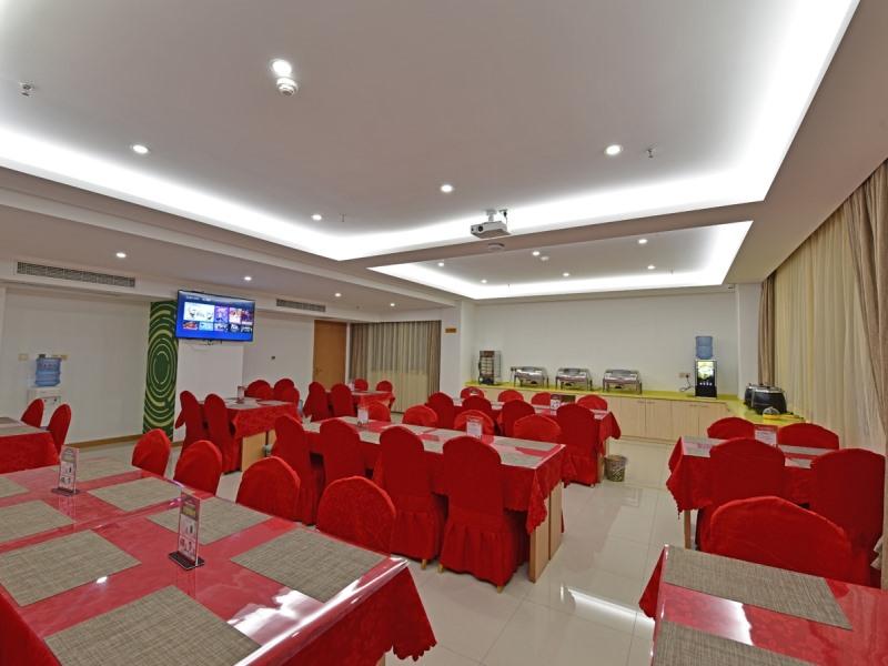 GreenTree Inn Jiaxing Tongxiang City Chongfu International Fur Center Business Hotel 37/39