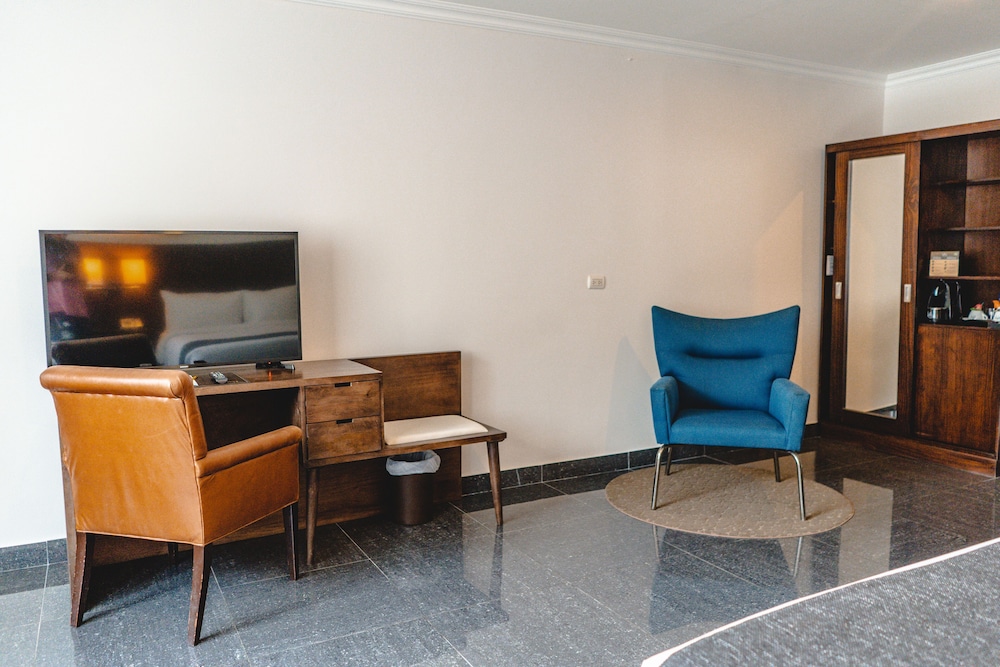 Kc Hotel San Jose 62/84