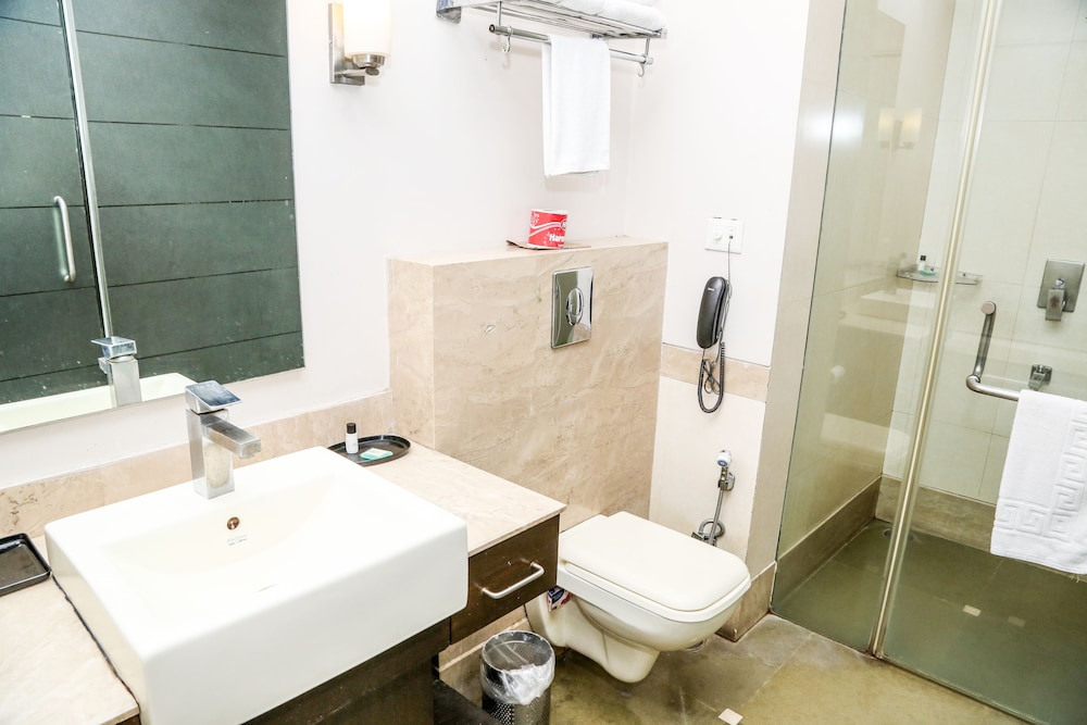 Hotel Western Court Panchkula 47/50