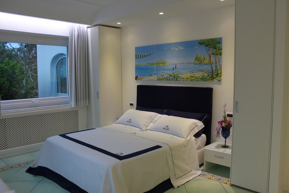 Villa Marinella 19/56
