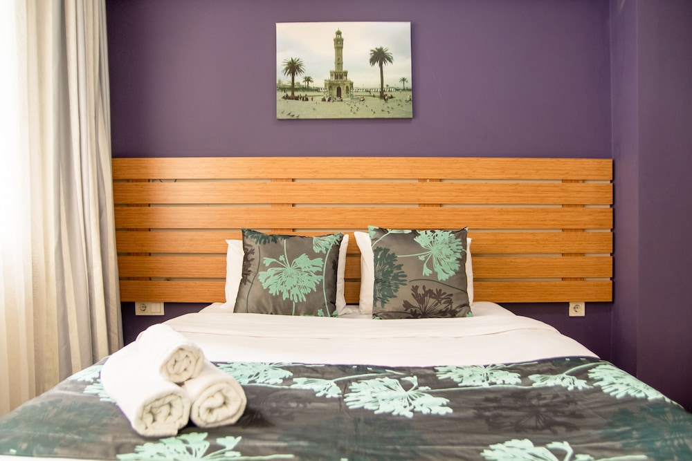 Fi Homes - Adults Only 15/31