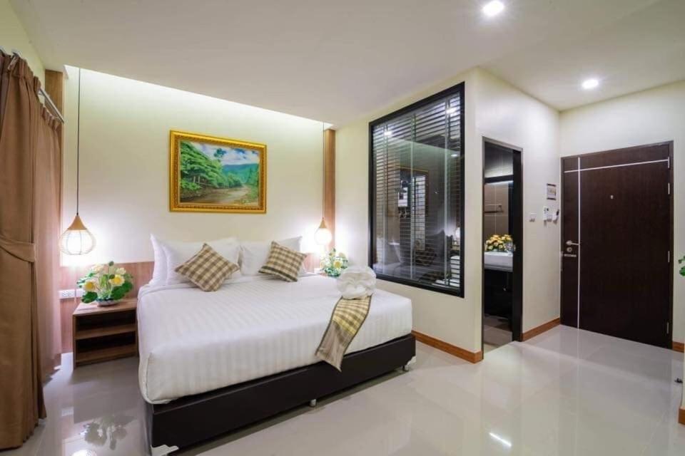 Capital O 900 Pura Nakhon Hotel 14/47