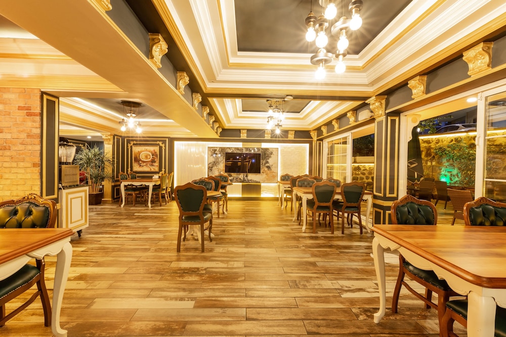 Andalouse Otel 39/49