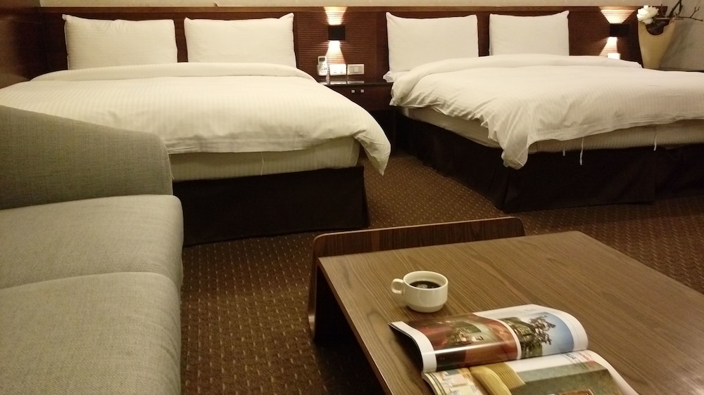 Sun Sweet Hotel 46/65
