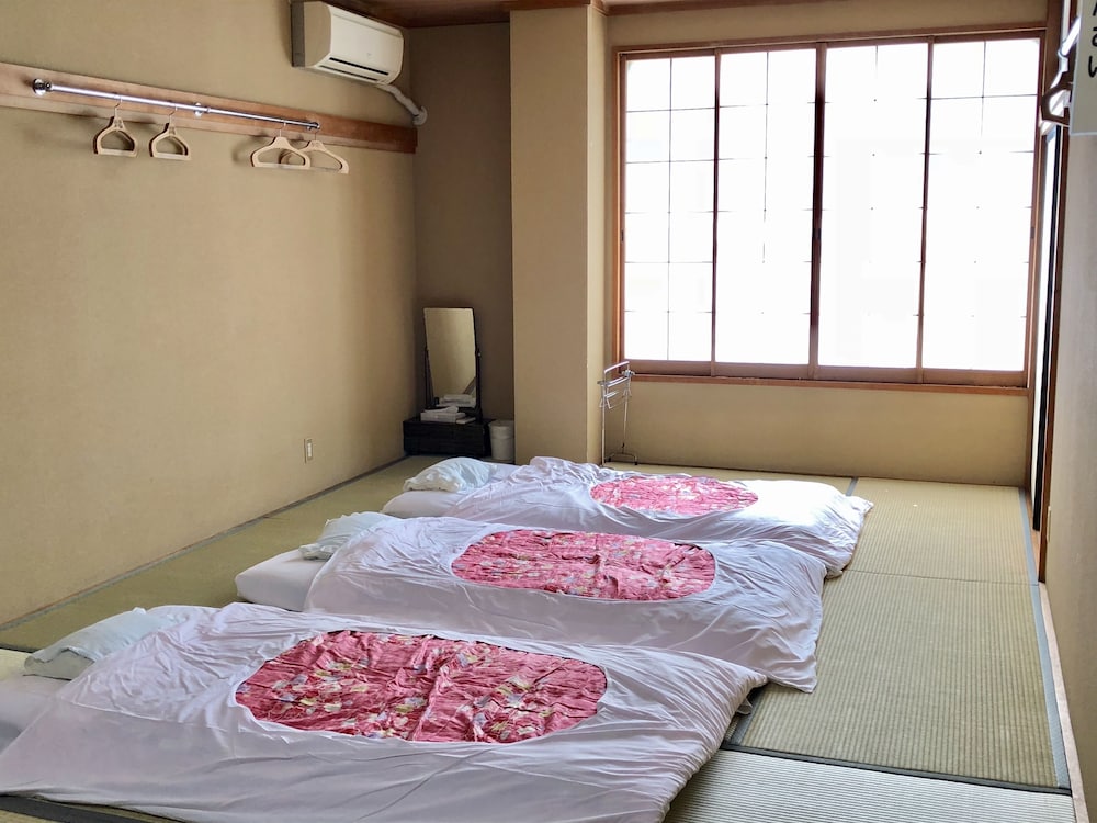 ROOM, TRIPLE