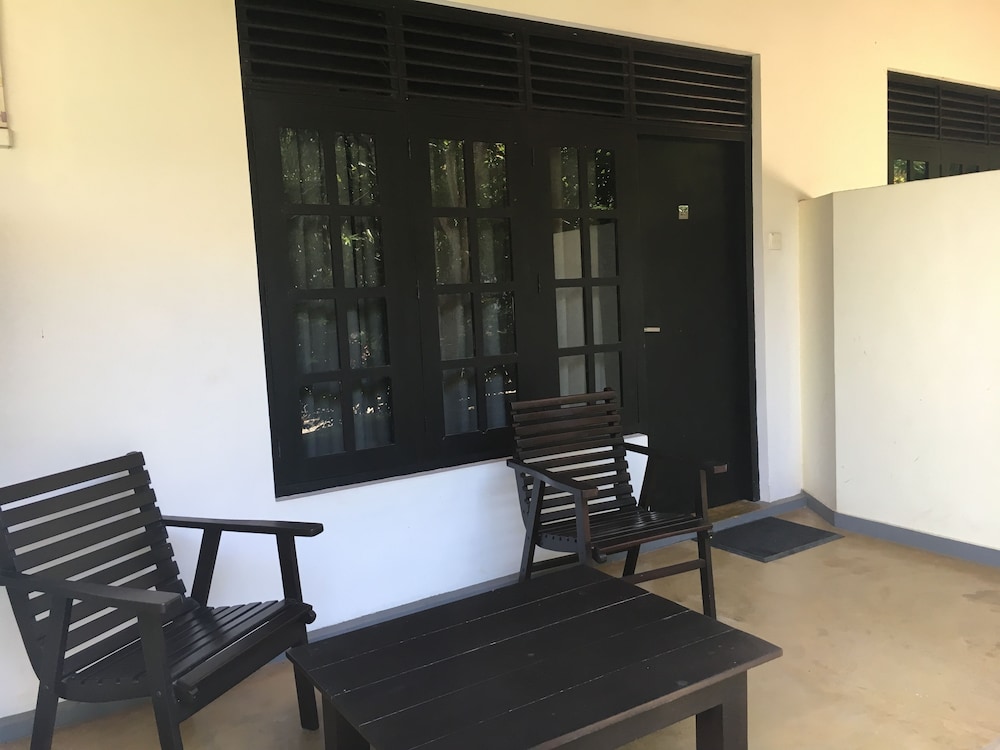 Lagoon Paradise Beach Resort 36/60