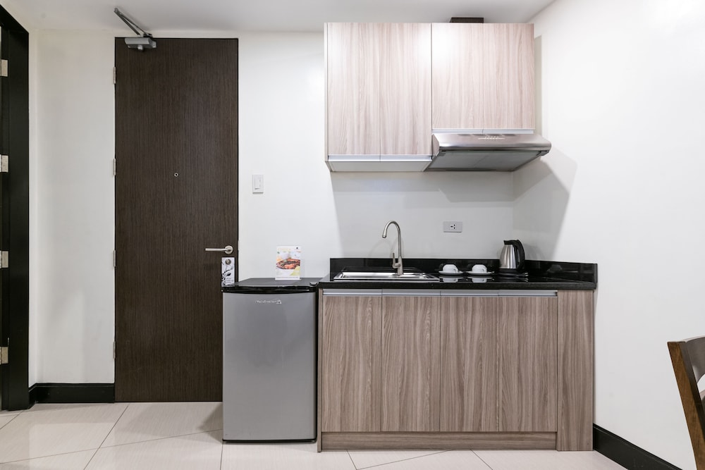 Artemis Place Makati 6/69