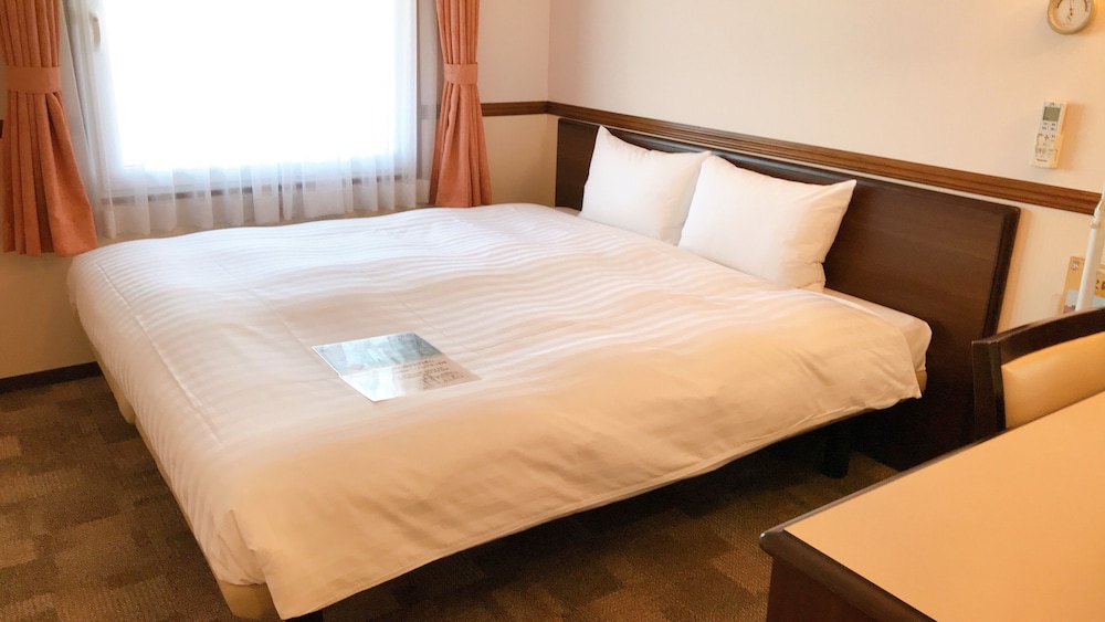 Toyoko Inn Osaka Itami Kuko 12/58