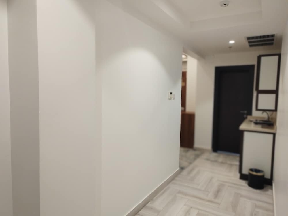 Almarzam Hotel 41/58