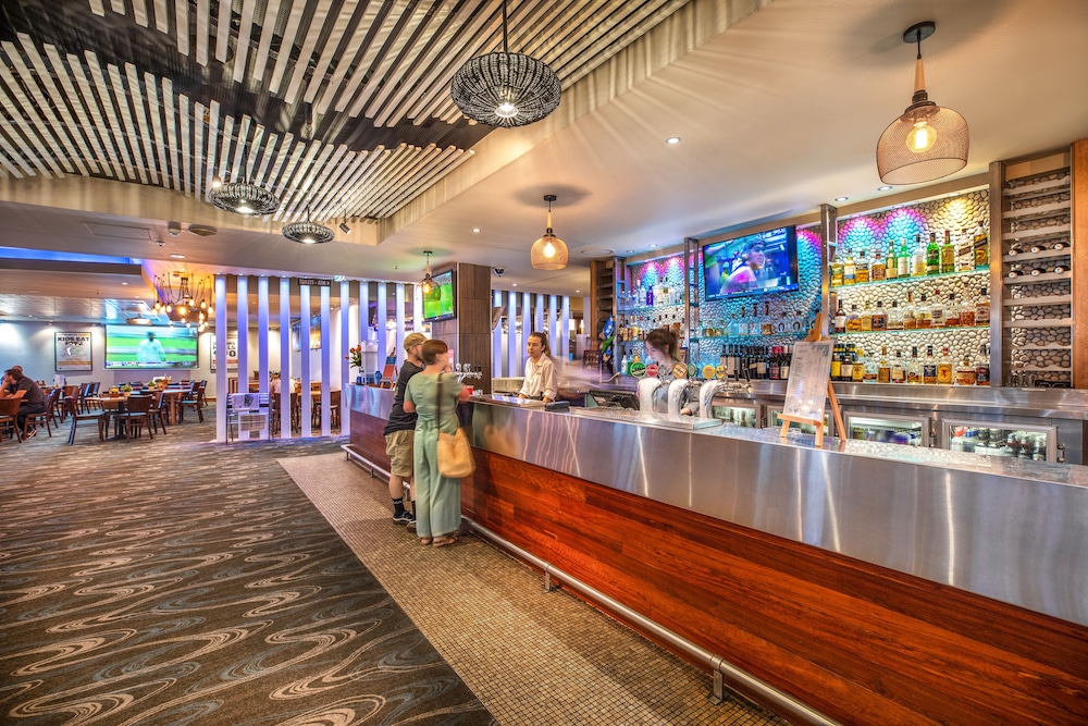 Narrabeen Sands Hotel by Nightcap Plus 11/68