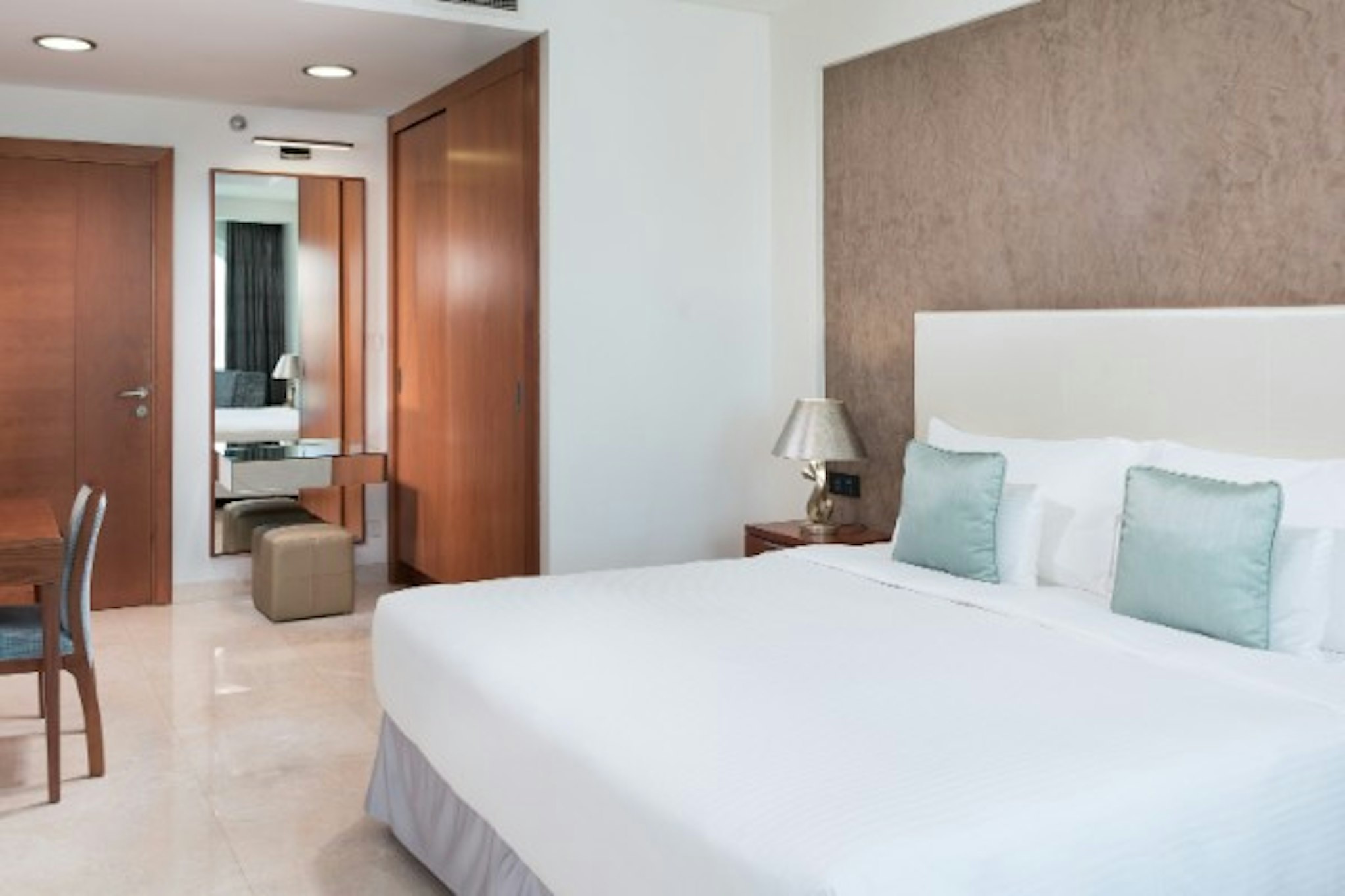 Room at Millennium Executive Apartments Muscat, MUSCAT