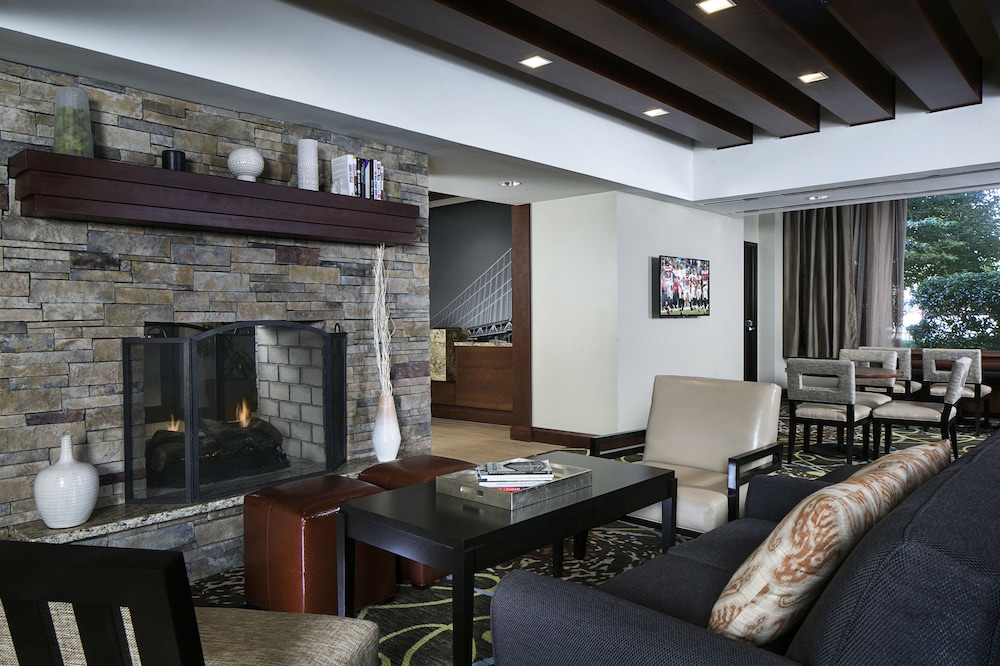 Staybridge Suites Atlanta Midtown 32/43