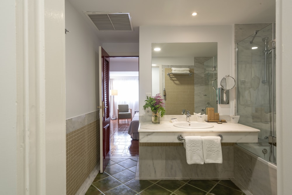 Parador De Nerja 48/50