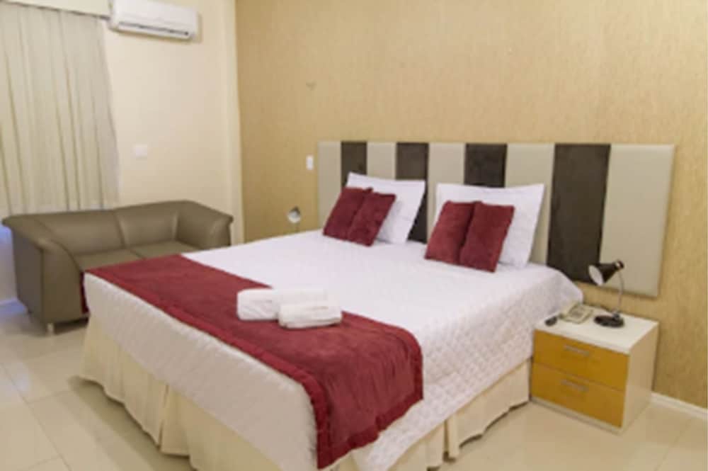 San Phillip Flat Hotel 12/33