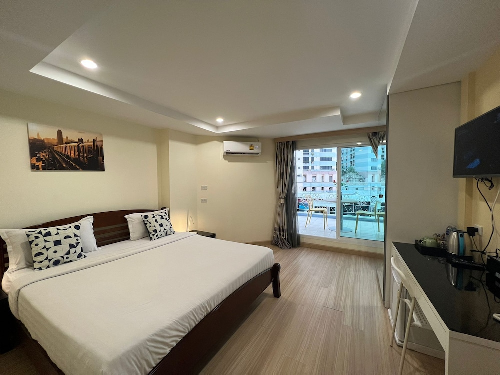 V Check Inn Sukhumvit 22 18/54